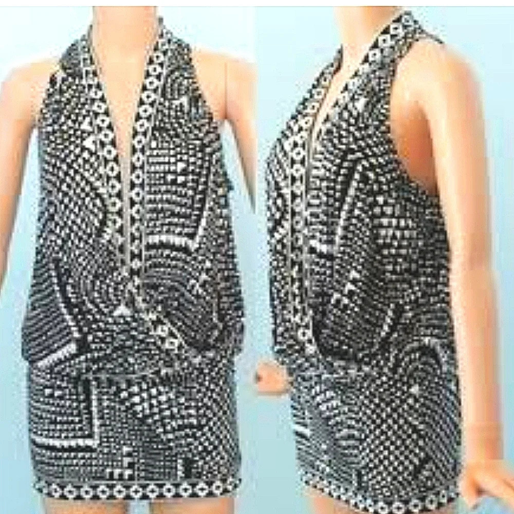 BCBGMAXAZRIA Korie Black White Halter Mini Dress Size Small